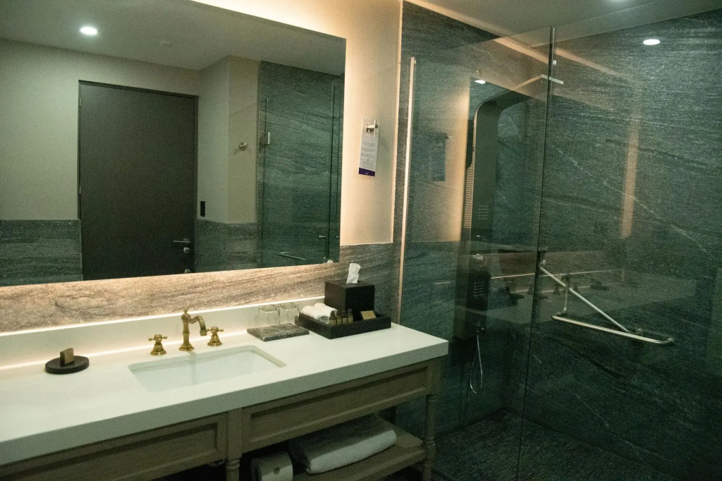 Quartz Hotel & SPA