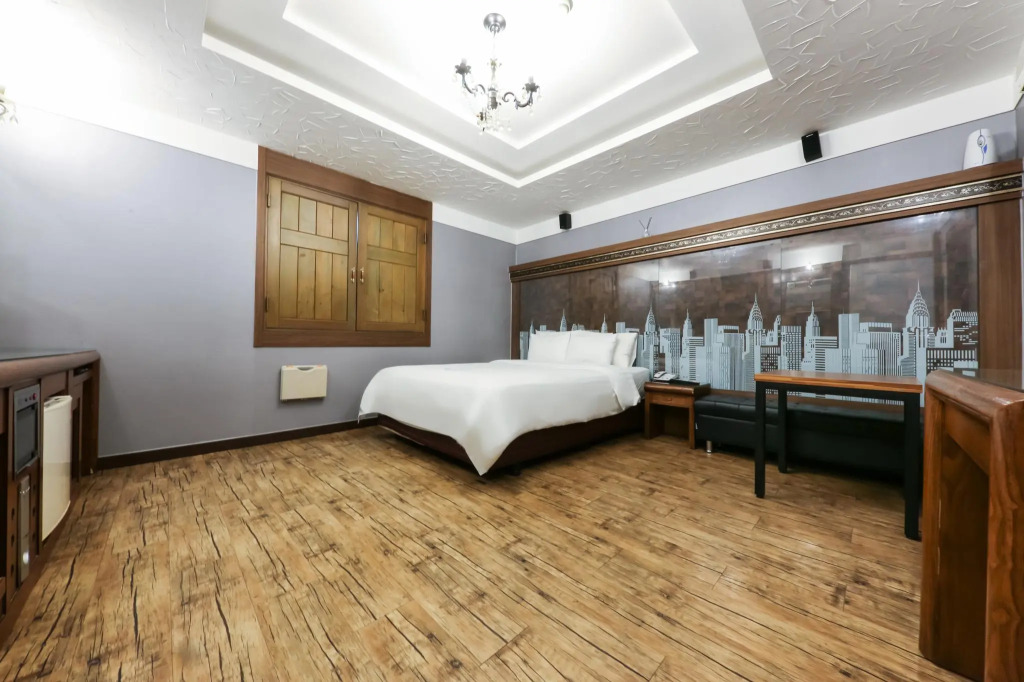 Amore Motel