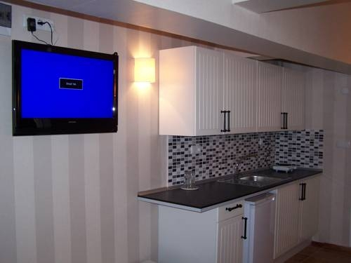 Airport House