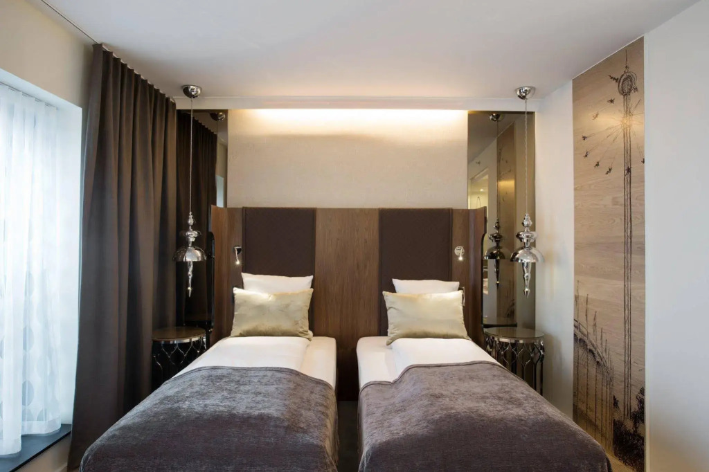 Tivoli Hotel