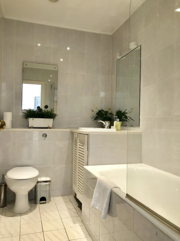 Stylish Apartments in Victoria & Westminster