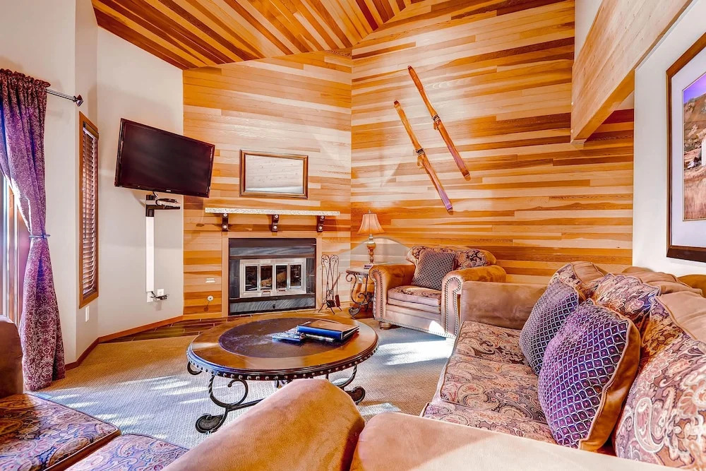 Lakeside 1529 by Park City Lodging