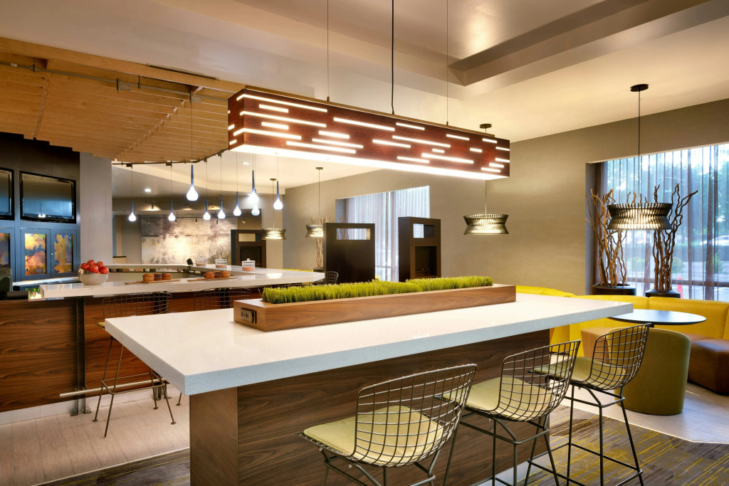 Courtyard by Marriott Charlotte Airport LoSo