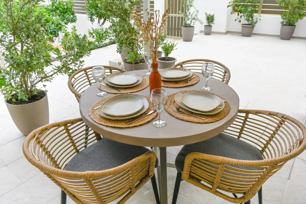 Vivis Hub City Luxury Apartments