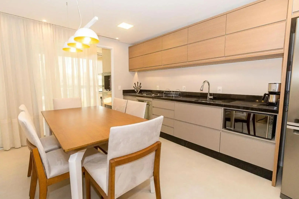 Puntarenas 306 - Excelente cobertura duplex 3 suítes - Finamente mobiliada e decorada - À poucos metros da praia