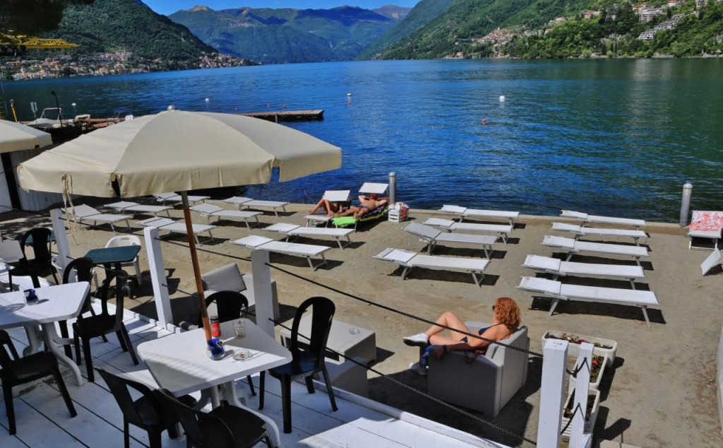 Le Finestre sul Lago