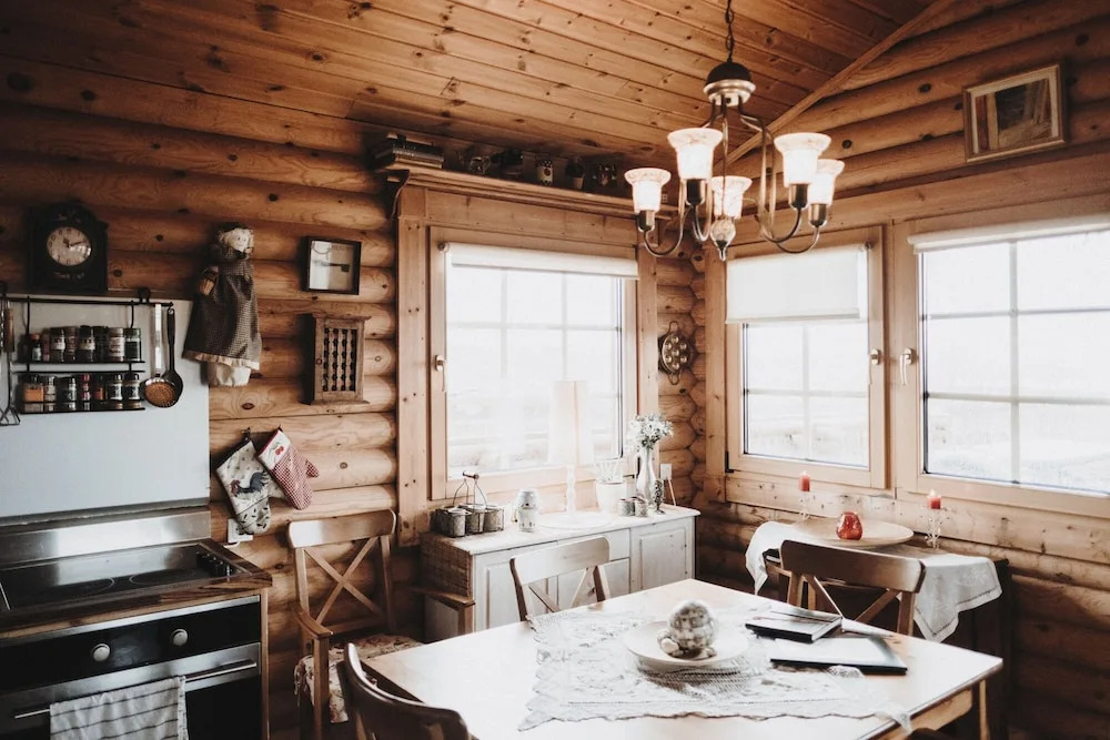 Log Cabin at White River