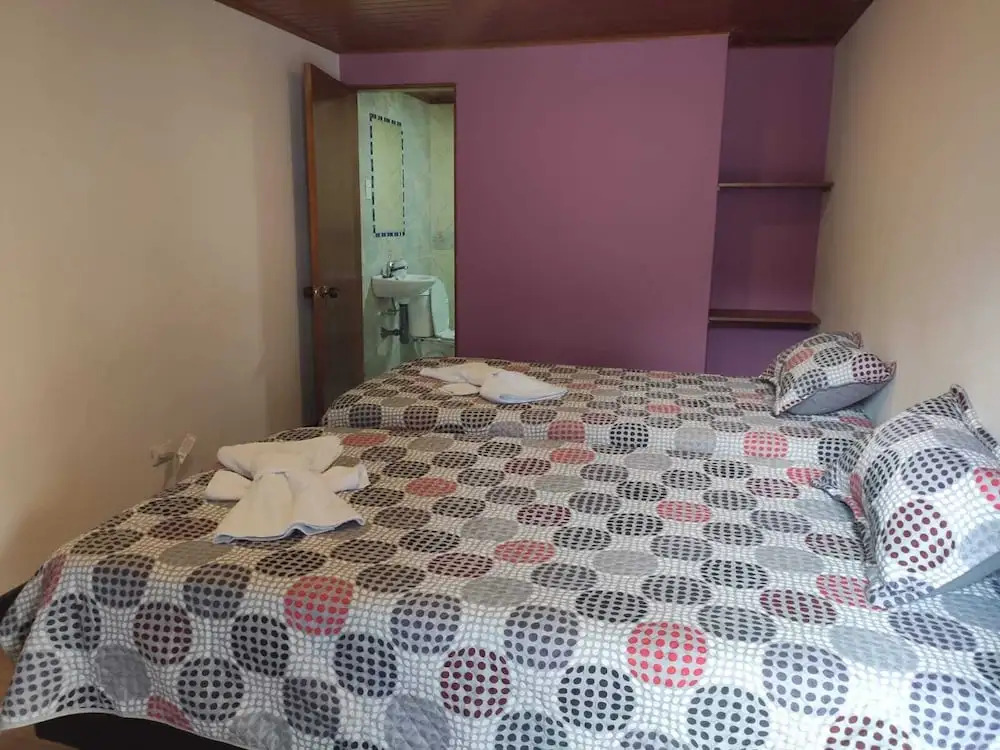 acogedor Hostal usaquen la parada del tren