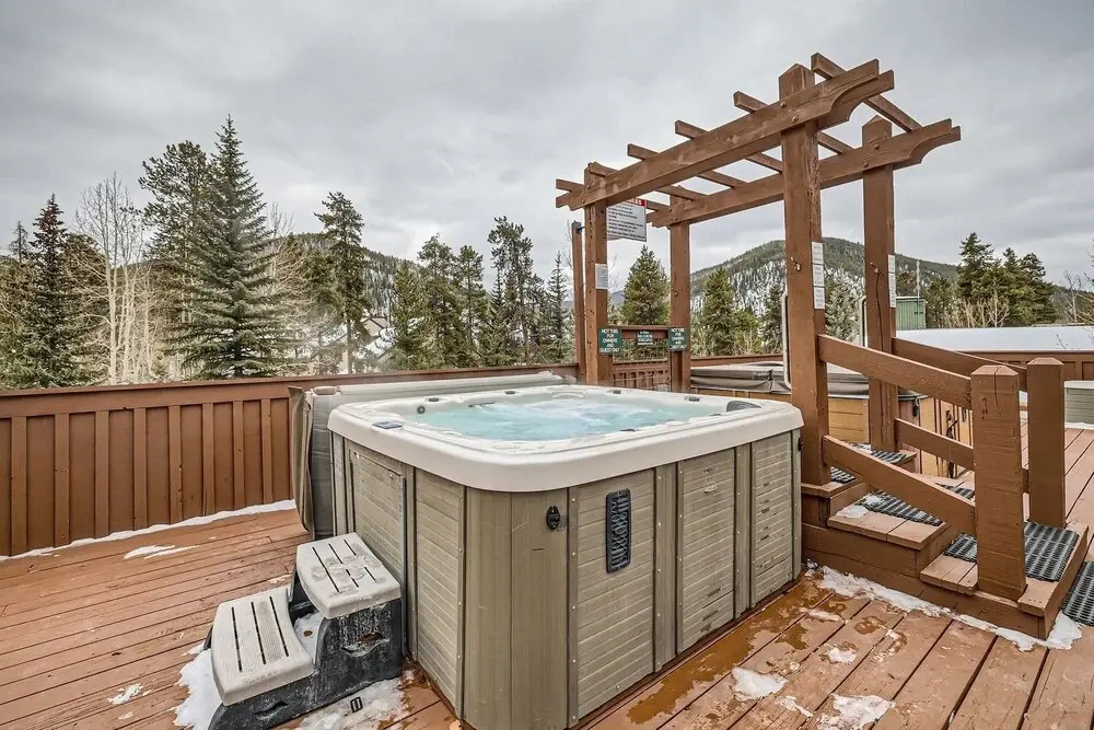 6 Cabin In The Pines 3 Bedroom Home