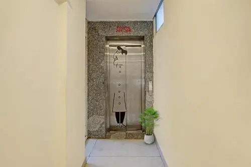 Townhouse 587 Sector 19