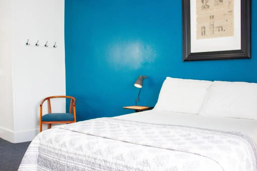 AAE 11th Avenue Hostel
