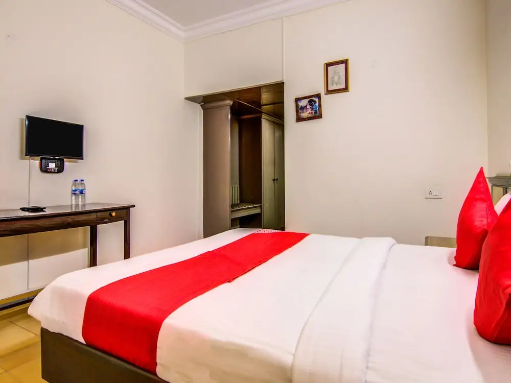 OYO Rooms Jayanagar South End Metro