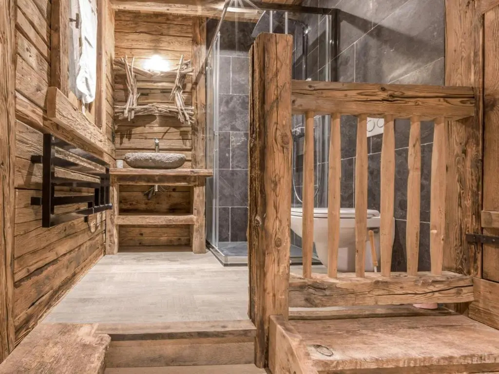 Chalet savoyard rénové, 10 pers, proche pistes, animaux admis - FR-1-304-162