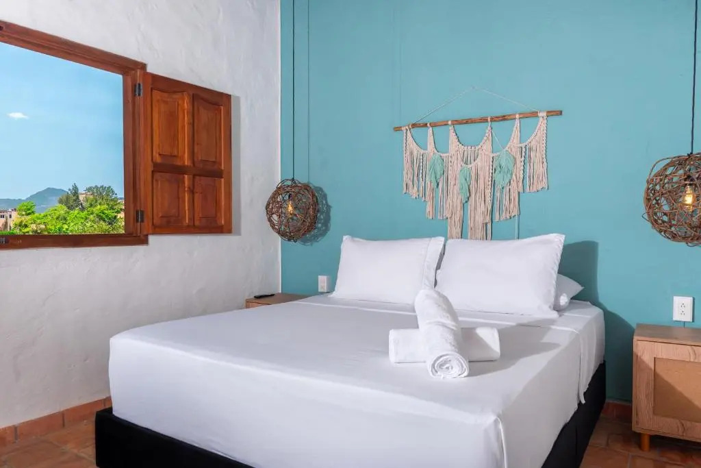 Traveler Hostel