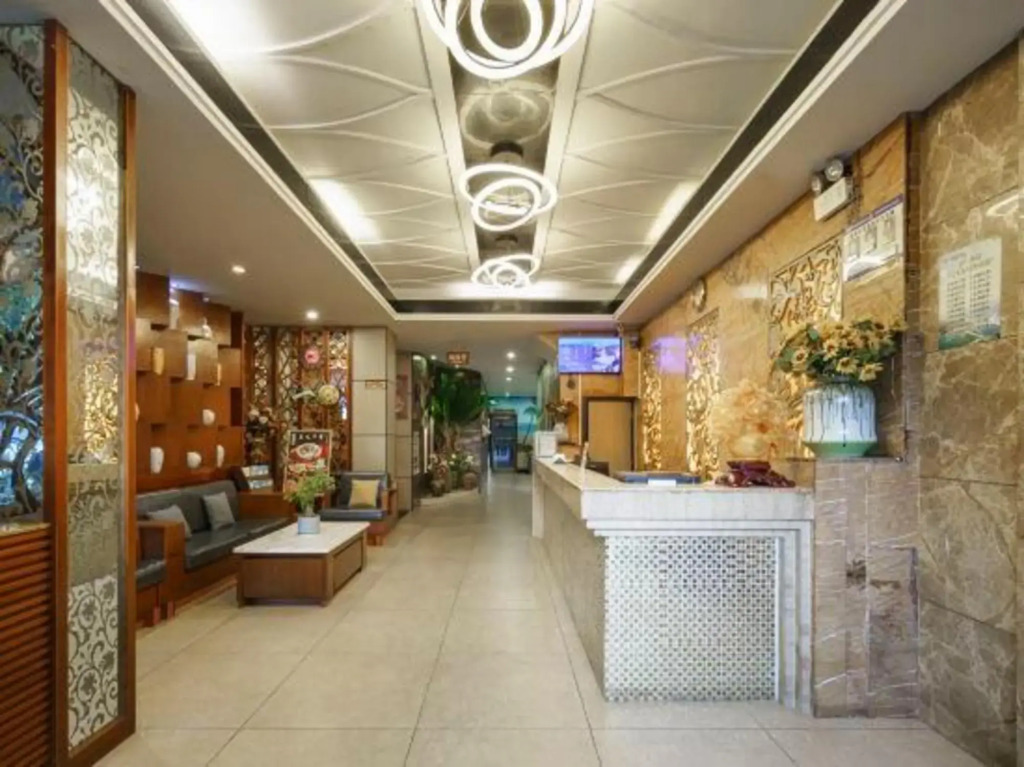 Weijia Hotel (Wanning High-Speed Railway Station Municipal Government)