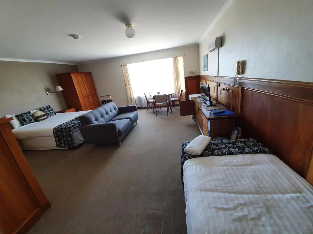 Robe Heaven Motel