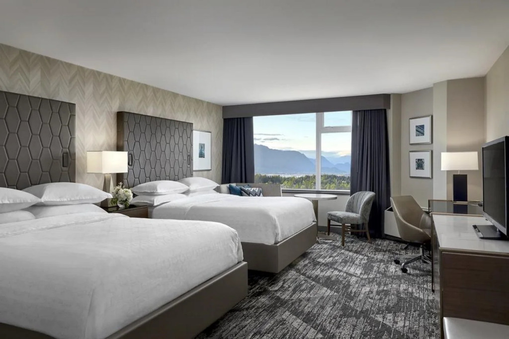 Sheraton Vancouver Guildford Hotel