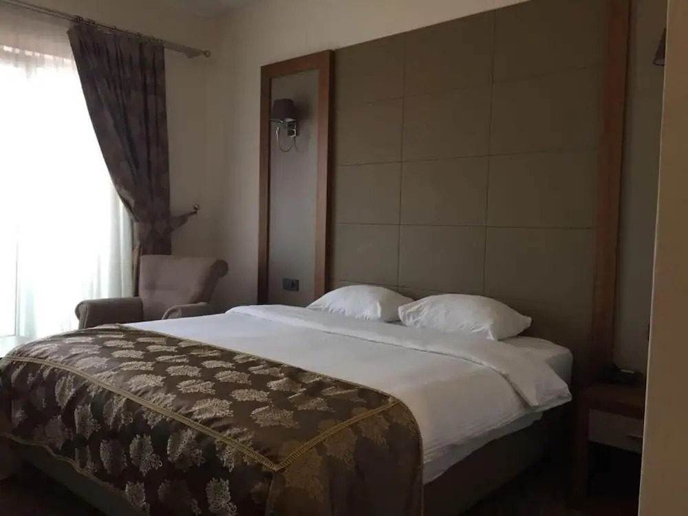 YZE Pırlanta Hotel