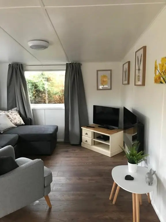 Daffodil Lodge