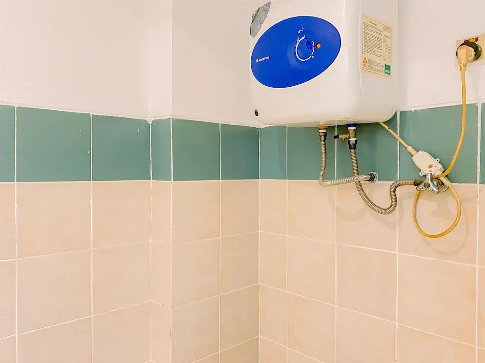 Good Place Studio Apartment At Taman Semanan Indah Cengkareng