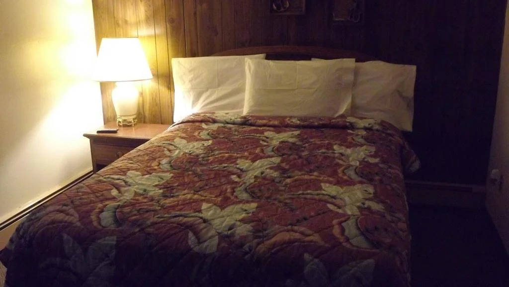 Lakeview Motel