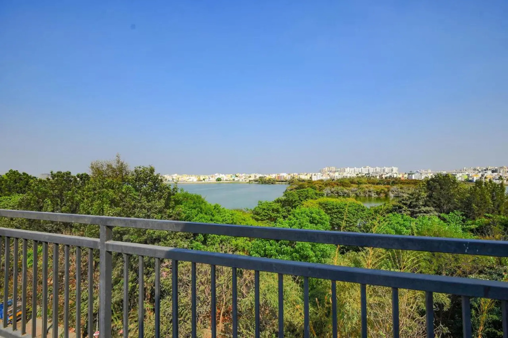 FabHotel GR Lake View - BTM Layout
