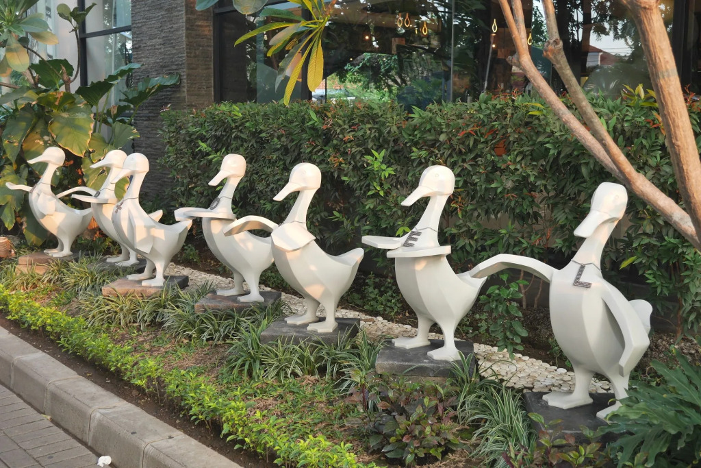 Regantris Surabaya