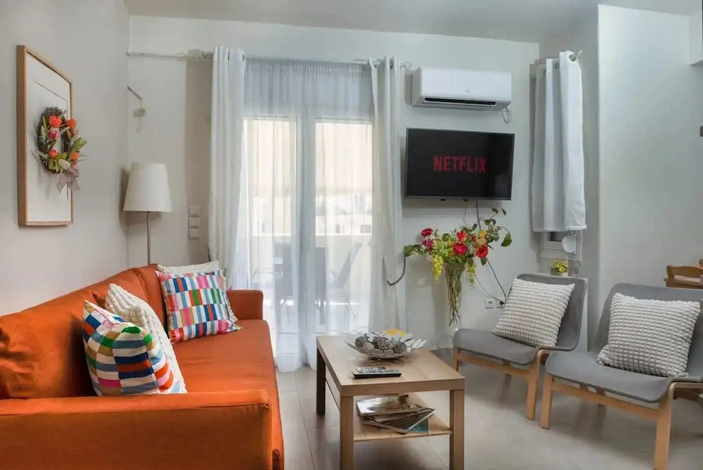 Central Spacious Athenian Penthouse Getaway