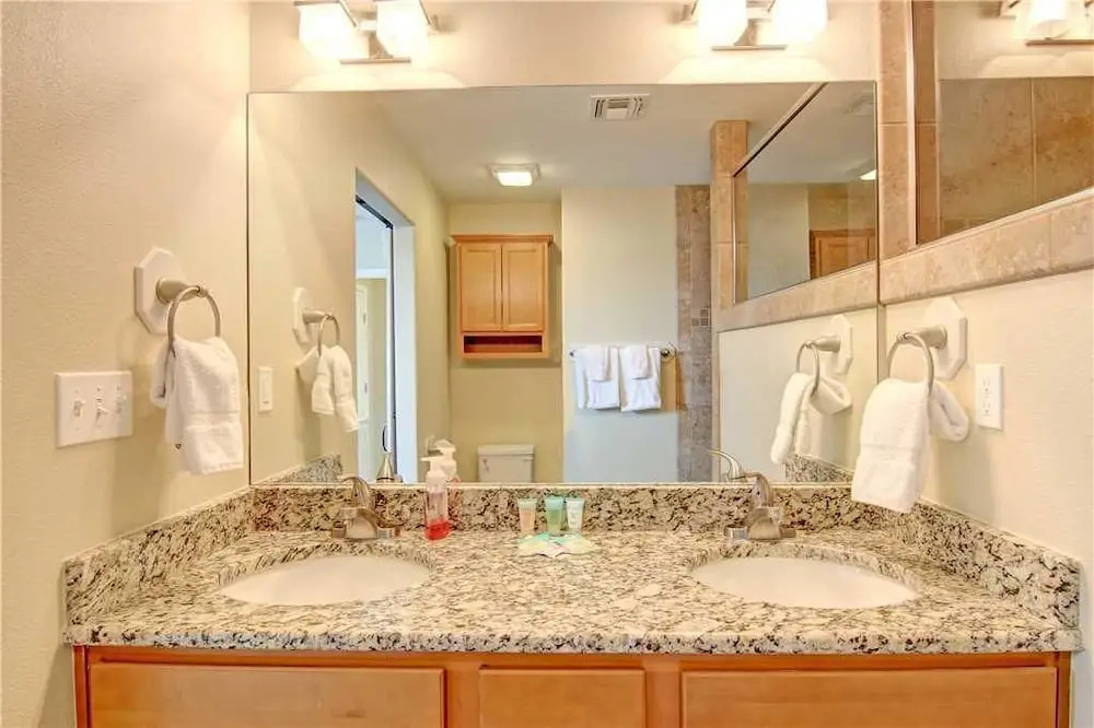 Dolphin House 3 Bedrooms 3 Bathrooms Home