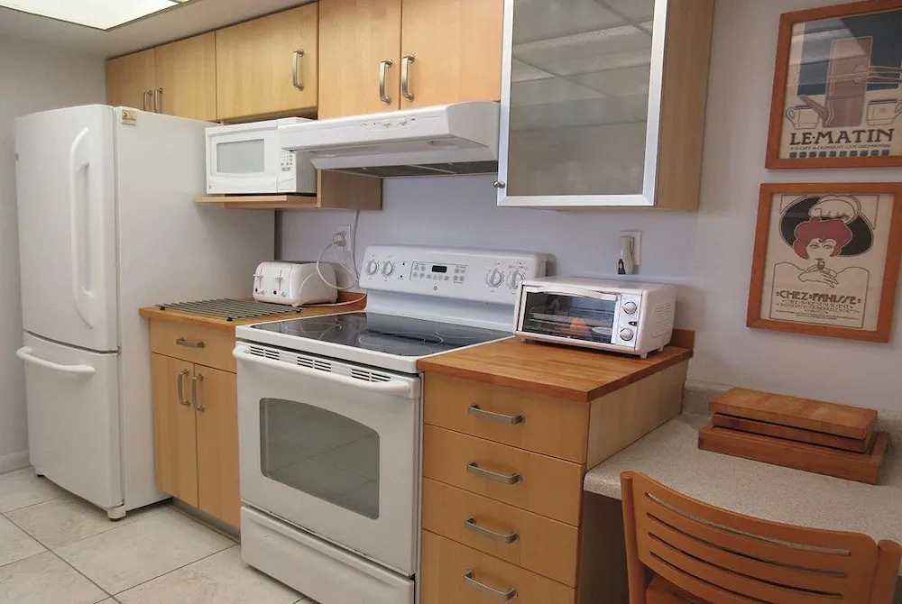 Sandarac 109B - 2 Br Condo