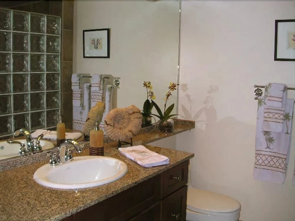 Kona Pacific 1 Bedroom Condo