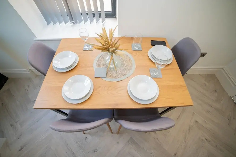 Hayy Collection Townhouse Living at Cliff Oaks