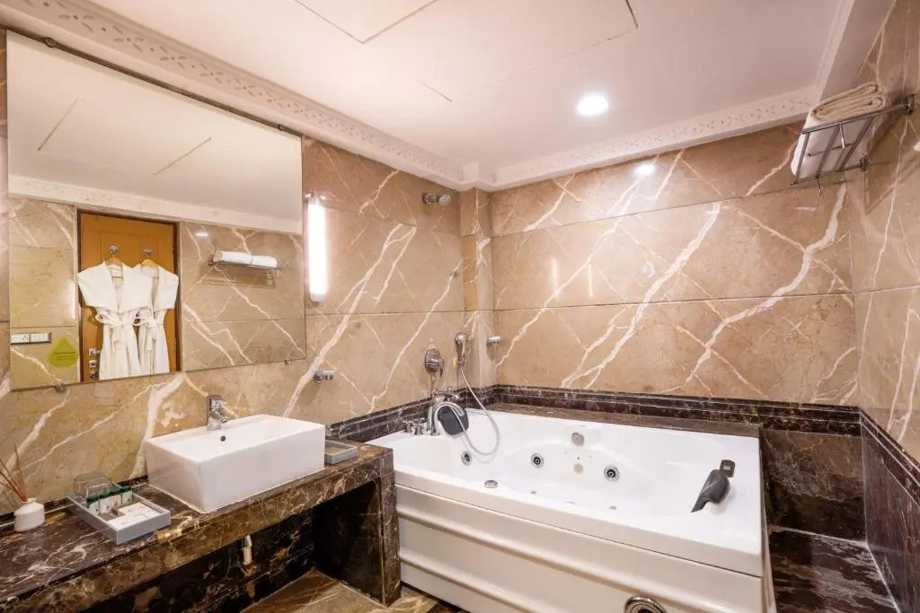 Evershine Resort & Spa