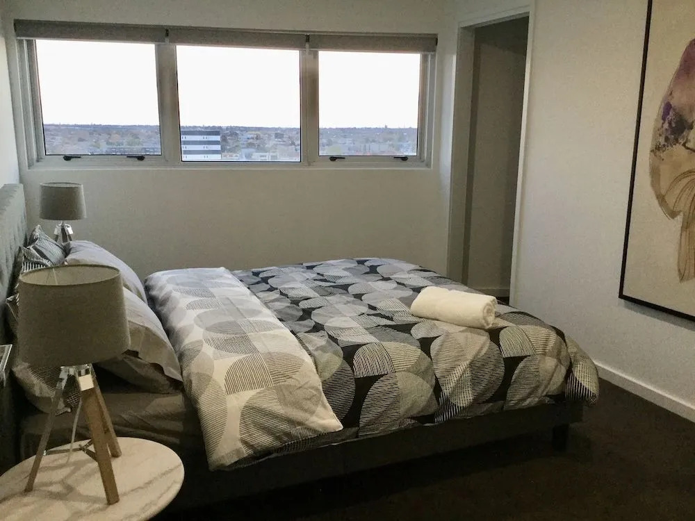 Sub Penthouse On Barkly Street