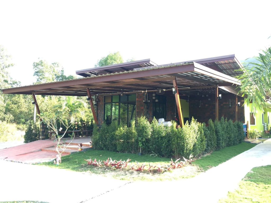 Siri Lanta Resort