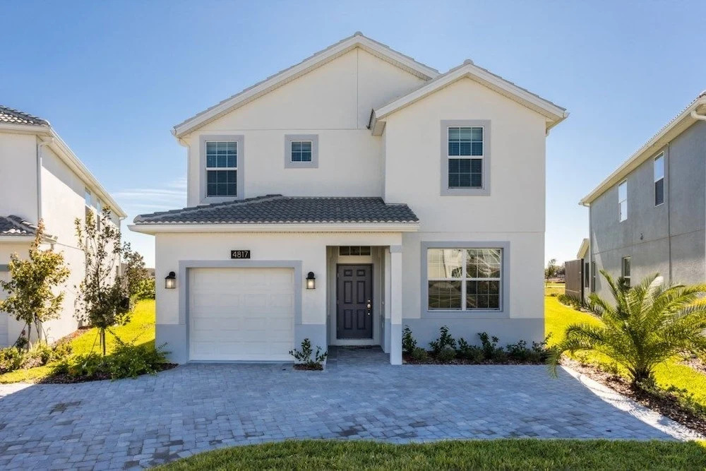 5BR Pool Home in Storey Lake by SHV-4817