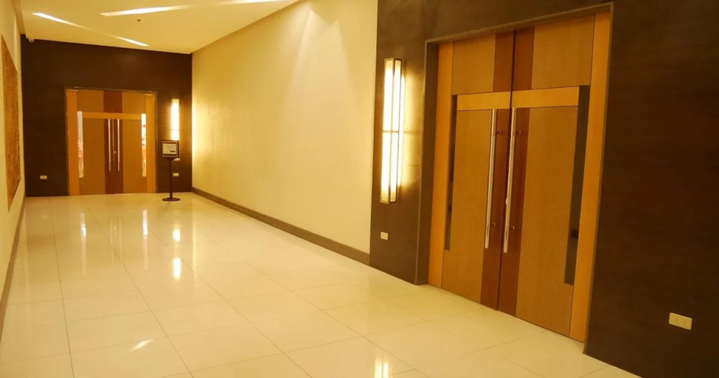 Circle Inn Hotel and Suites Bacolod