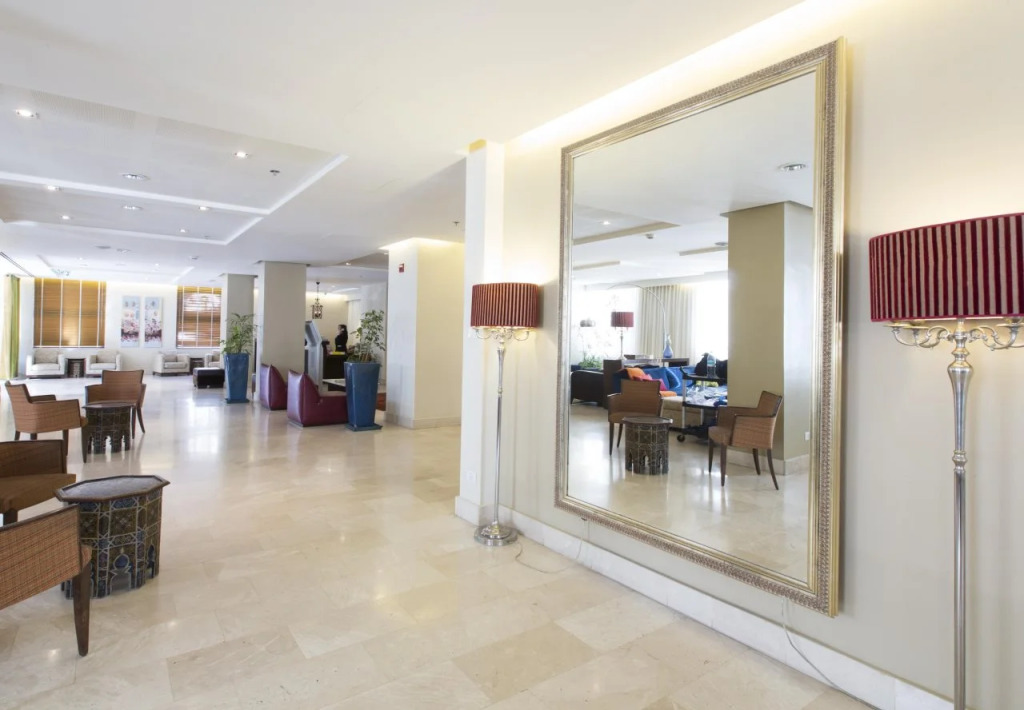 Prima Royale Hotel