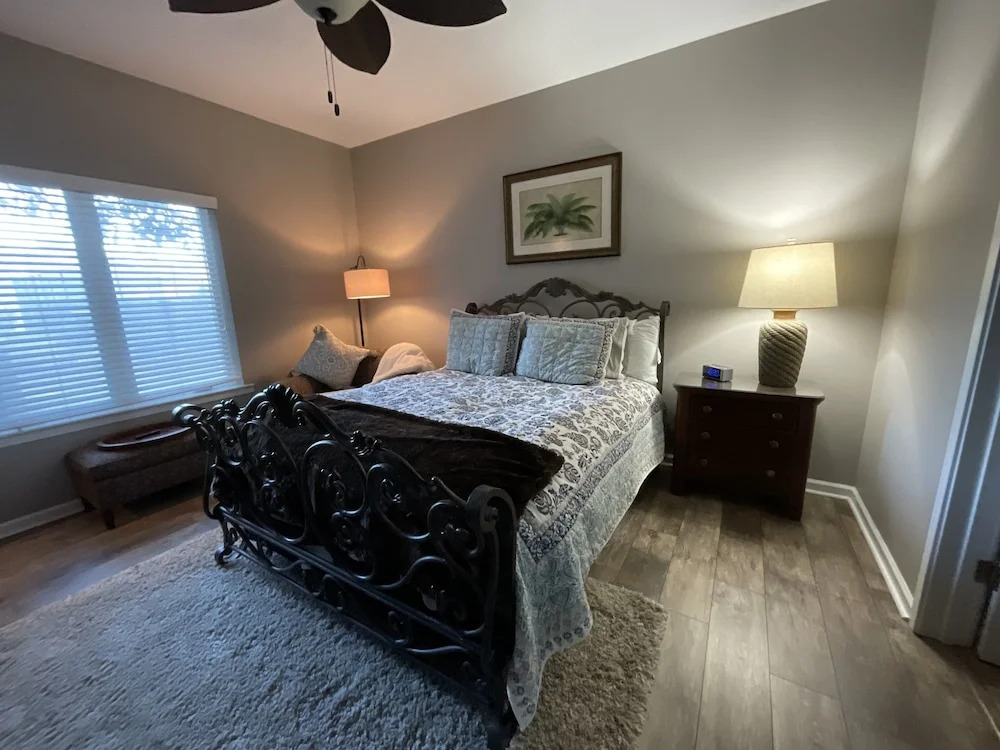1d Canterbury Court 2 Bedroom Villa