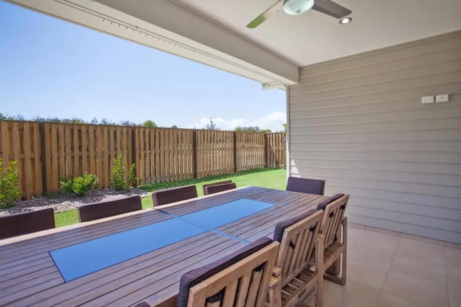 Petrie Beach Holiday Home