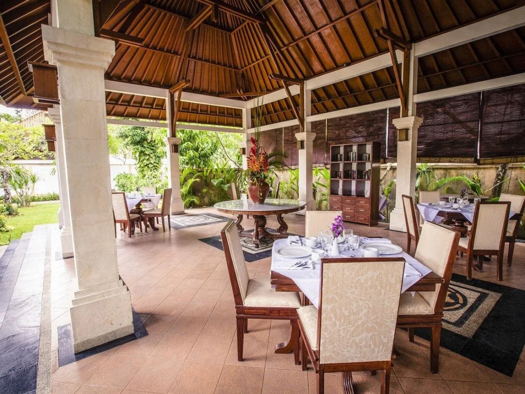 Villa Dampati