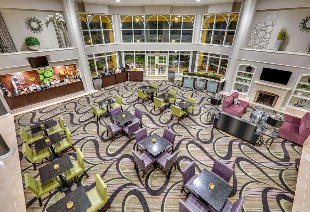 La Quinta by Wyndham Dallas - Addison Galleria