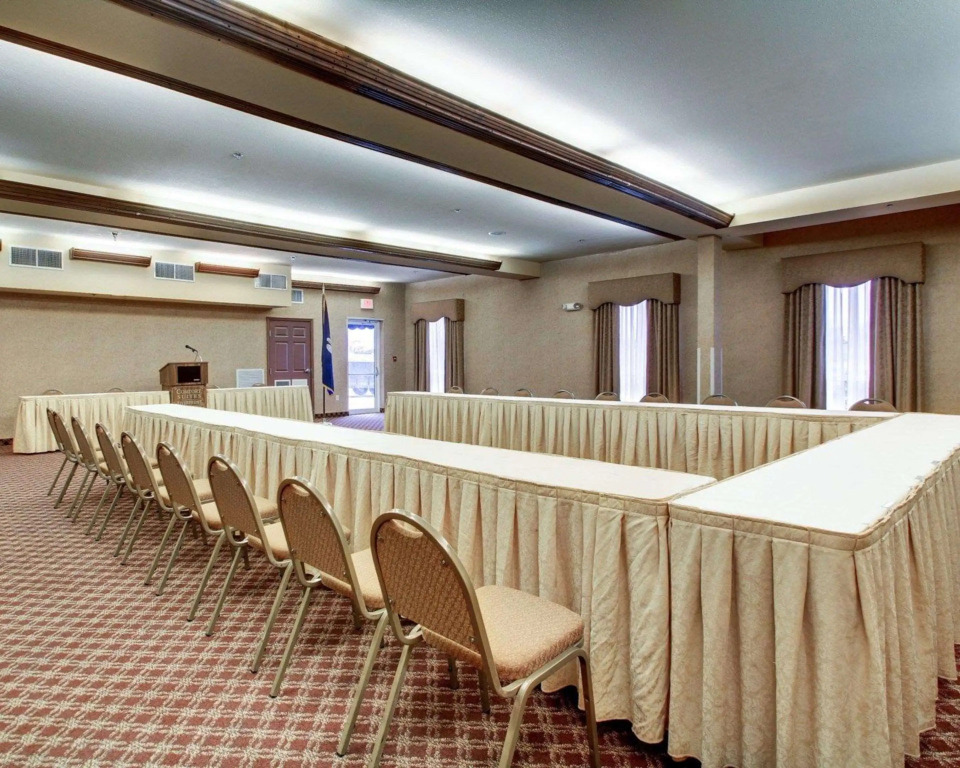 Clarion Suites Vidalia Riverfront