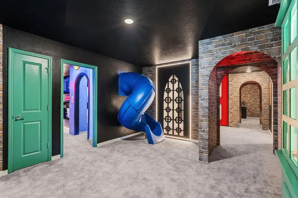 Ultimate 10 Bed Luxury Retreat With Epic Playroom