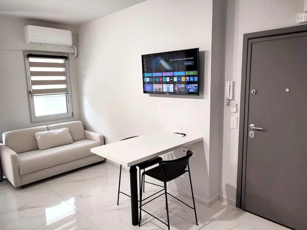 Seaside Apartment Near the City Center