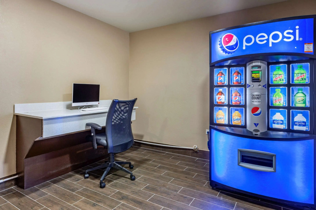 Quality Inn & Suites Spring Lake - Fayetteville near Fort Bragg