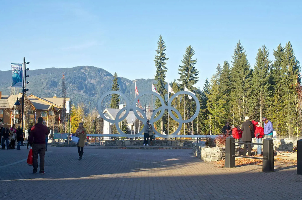 Eagle Lodge 225 by Outpost Whistler