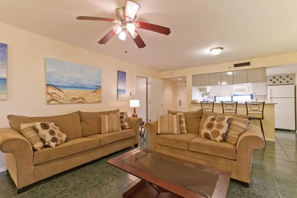 Saida Royale Condominium 9068-69