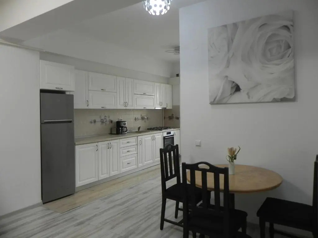 Lovely Apartment 2 Room Palas Mall