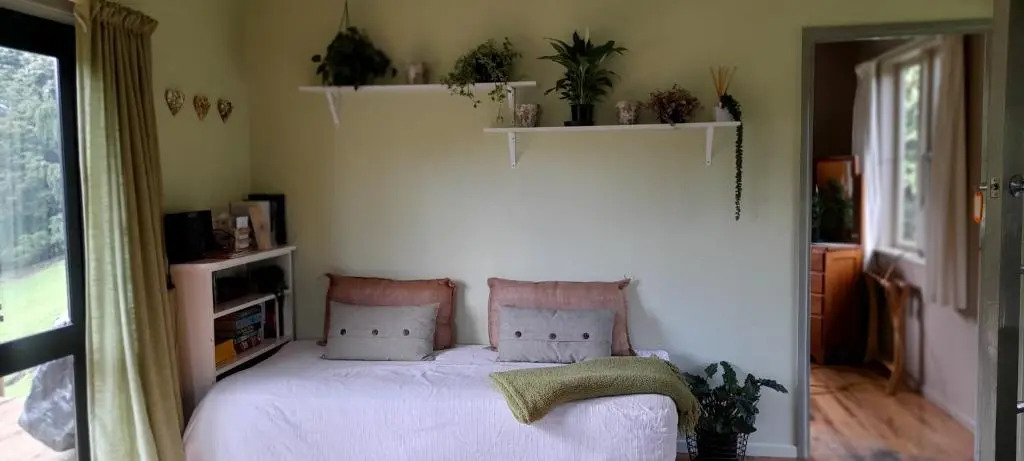 Earthsounds Country Cottage